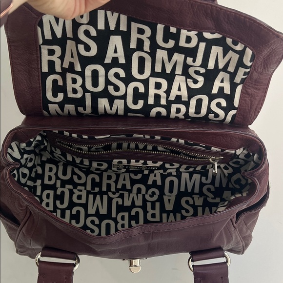 Marc Jacobs Rich Burgundy Leather Shoulder Bag - Picture 5 of 5